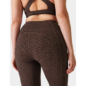 Leggings de sublimation pour femmes, durables, imprimés sur toute la surface, pour leggings de sublimation sur mesure, prix abordable, qualité supérieure, très résistants - Product Image 5