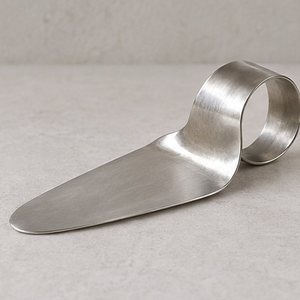 Espátula para Repostería de Acero Inoxidable 304 Hecha a Mano - Herramienta para Servir Petit Fours y Postres - Product Image 1