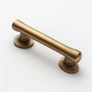Poignée de porte finition satinée de qualité supérieure, conçue pour les espaces de vie modernes, offrant une prise en main fluide et une durabilité accrue - Product Image 5