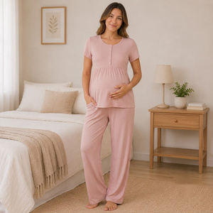 Conjunto de pijama de lactancia Henley de manga corta - Product Image 6