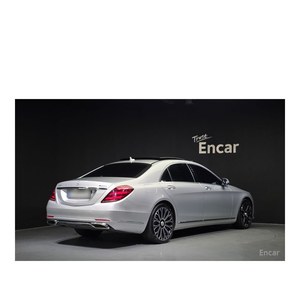 Mercedes-Benz Classe S S560L 4MATIC Modèle décembre 2018 avec 109 099 km, boîte automatique, sièges en cuir, caméra de recul, conduite à gauche - Product Image 2