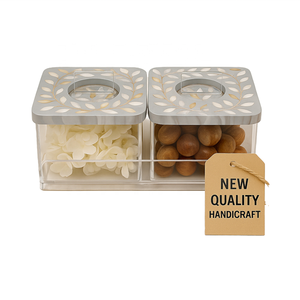 Ensemble de 3 pots de rangement carrés en acrylique Ramadan 2026 avec couvercles en bois et incrustations de nacre, faits à la main, hermétiques pour aliments secs - Product Image 4