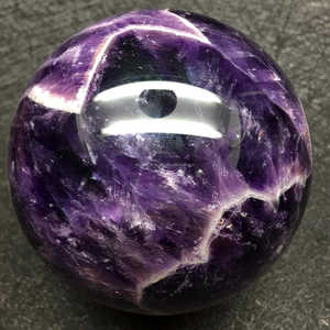 King Gems offre une sphère sculptée en améthyste naturelle de haute qualité pierre précieuse en cristal décorative pour la maison saine pour l'amour de la méditation - Product Image 3