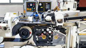 Máquina para fazer cigarros Mark 8 D com Max 15 - Máquina de alta qualidade para uso em fábrica de cigarros - Product Image 3