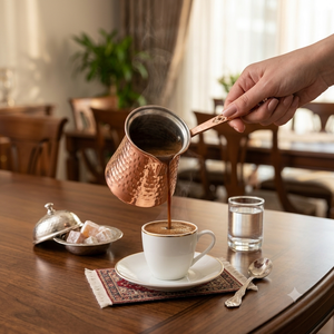 Cafetera Turca Cezve Briki de Cobre Puro Martillado Artesanal al por Mayor, con Revestimiento de Estaño para Estufa y Mango Largo - Product Image 4