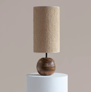Lampe de table cylindrique moderne en bois avec abat-jour en lin |   Utilisation hôtelière E26 LED de taille moyenne |   Éclairage décoratif minimaliste scandinave - Product Image 1