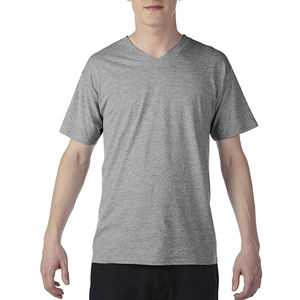 Camiseta de cuello en V para hombre, tela duradera, transpirable y versátil, perfecta para personalizar con tu marca, camiseta de manga corta con cuello redondo y corte ajustado para hombre. - Product Image 5