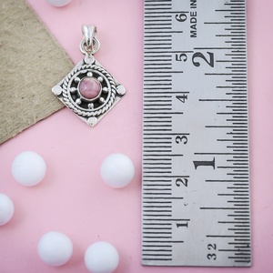 Colgante de Rodocrosita Natural en Plata de Ley 925, Collar Vintage Hecho a Mano, Fabricante Mayorista - Product Image 1