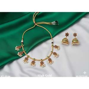 Joyería Artificial Artesanal de Alta Gama con Detalles Finos, Acabado de Calidad de Exportación, Colección Moderna Lista para Boutique y Comercio Electrónico - Product Image 2