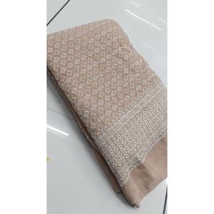 Tela Georgette Schiffli Bordada de Primera Calidad, Material Suave y Ligero para Vestidos y Kurtis, Disponible para la Venta - Product Image 2