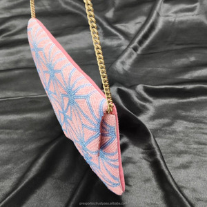 Broderie géométrique perlée Pochette faite à la main Designer Purse Custom Luxury Wedding Party Evening Fashion Handbag - Product Image 3