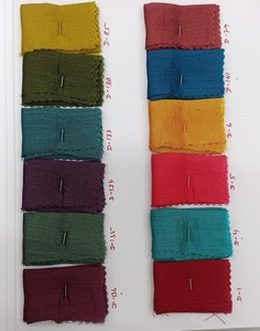 Tela de poliéster Vichitra Silk Plain Print, ligera, 60GSM, tejida, en stock, para confección de ropa, kurti, vestido, sari, para mujeres y niñas. - Product Image 3