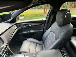 CT 6-V 2020 USADO EN BUEN ESTADO - Product Image 3