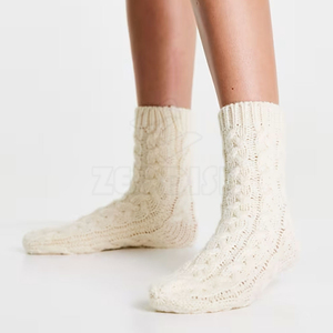 Chaussettes unisexes de haute qualité fabriquées au Pakistan, nouvelles, bon marché, sur mesure, en gros, design OEM, chaussettes de sport pour hommes, chaussettes décontractées de baseball. - Product Image 2