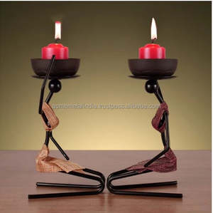 Pot de cire parfumé or rose élégant au design minimal avec forme ronde parfait pour les idées de décoration de maison et de cadeaux - Product Image 6