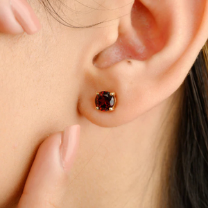 14K Gold Oval Cut Garnet Stud Earrings-January Birthstone Party Jewelry - Product Image 1