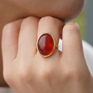 Bague en cornaline plaquée or, style vintage, pierre précieuse orange, pour femme, bijou artisanal. - Product Image 3
