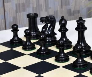 Piezas de ajedrez Staunton originales de 1849 con triple peso, hechas de ébano genuino y madera de haya envejecida, Rey de 4.5 pulgadas, al mejor precio. - Product Image 1