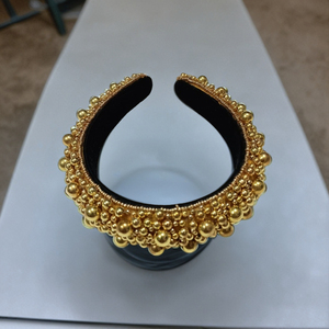 Nouveau serre-tête élégant blanc orné de perles, design classique, luxueux, fait main, rembourré, pour femmes et filles - Product Image 2