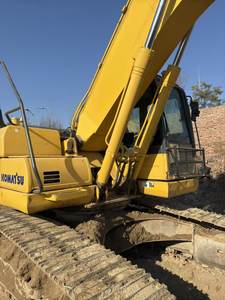 รถขุดตีนตะขาบ Komatsu PC200-8 ขนาด 20 ตัน รุ่นปี 2023 ประสิทธิภาพเยี่ยมจากญี่ปุ่น ผ่านการทดสอบและตรวจสอบแล้ว ใช้งานได้ดี พร้อมเกียร์และลูกปืนคุณภาพสูง - Product Image 2