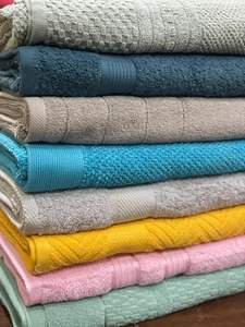 Suministro al por Mayor de Toallas de Baño AHE Textiles, Estilo Dobby, Lisas, de Secado Rápido, 100% Algodón, Tejidas Profesionalmente y de Larga Duración - Product Image 3