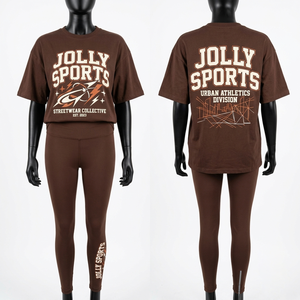 Conjunto de Camiseta Oversize Negra de Algodón y Poliéster 220 GSM para Mujer con Leggings de Cintura Alta y Estampado Puff, Personalizable con Logotipo - Product Image 6