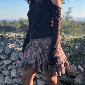Minifalda con Volantes |   Falda de Hada Élfica |   Falda Bohemia con Cinturón y Capas |   Ropa Estilo Gitano para Mujer para Festivales - Product Image 2