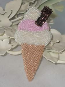 Breloques en perles de pierre précieuse péridot plaquées or, pendentifs en cluster de 3 perles pour la fabrication de bijoux, breloques de pierre de naissance faites à la main - Product Image 2