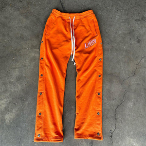 Pantalones de chándal personalizados de tejido grueso naranja con efecto rasgado, estilo urbano para hombre, vintage, con lavado ácido, botones a presión, pantalones deportivos de corte holgado, joggers de forro polar. - Product Image 5