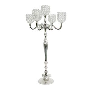 Candelabro clásico de metal para decoración de mesas en restaurantes, hoteles y eventos de boda. - Product Image 1