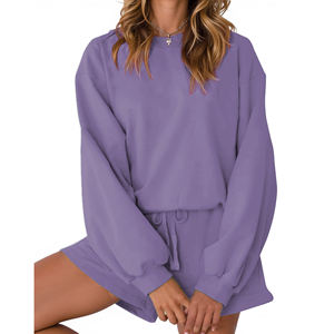 Ensembles pour femmes de haute qualité avec logo personnalisé, sweat-shirt court et short, grandes tailles, ensembles de survêtements oversize, ensembles 2 pièces pour l'hiver - Product Image 2