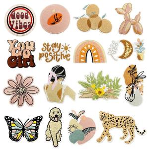 Patch brodé OEM, logo personnalisé, badge, velcro, thermocollant, patch en tissu 3D en relief pour vêtements et chapeaux - Product Image 6