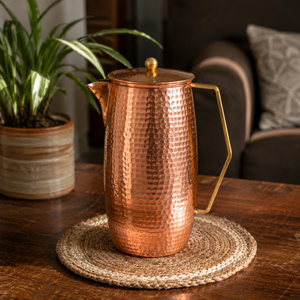 Carafe à eau en laiton faite à la main, pichet décoratif gravé, carafe de service haut de gamme en métal pour la décoration de la maison, des restaurants et des hôtels - Product Image 6