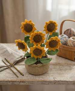 Pot de fleurs tournesol en crochet fait main, décoration amigurumi avec fleur en fil tricoté pour la maison ou le bureau, cadeau décoratif - Product Image 2