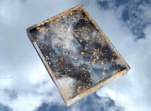 Bandeja para servir de resina superior de Tayyab Handicraft, decoración funcional y hermosa para el hogar con modelo de estilo artificial - Product Image 3