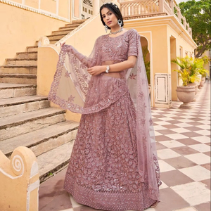 Lehenga Choli Moderno Semisellado de Longitud Completa con Bordado y Lentejuelas para Mujer - Ideal para Fiestas y Bodas - Product Image 1