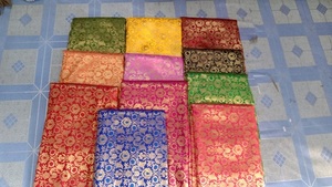 Tissu en soie jacquard brocart de haute qualité Honey Lace Brand D.N° 1484 pour robes de mariée, robes de soirée et tenues de fête sur mesure - Product Image 5