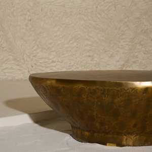Mesa de Centro Redonda de Aluminio Hecha a Mano, Estilo Moderno y Contemporáneo, Acabado Duradero, Muebles para Sala de Estar - Product Image 3