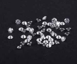 Diamantes Blancos Cultivados en Laboratorio con Corte Brillante Redondo de 3.0 MM, Certificados por IGI [50 Piezas] |   OM8312 - Product Image 1
