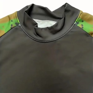 เสื้อว่ายน้ำผู้ชายขายดี ป้องกันแสงแดด ลายพิมพ์  สำหรับผู้ชาย MOQ ต่ำ 2026 - Product Image 6