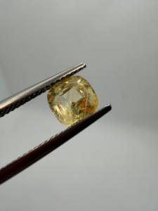 Zafiro Amarillo Natural de 6.5mm, 1.72ct, Corte Cojín, Facetado, Ceylon, Lote para Fabricación de Joyería Personalizada, Servicio de Molde/Muestra Personalizado - Product Image 2