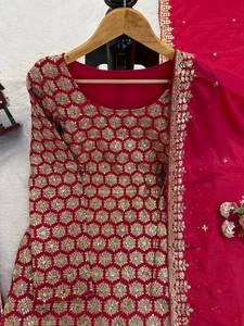 Nouveauté 2025 : Sharara de créateur pour femmes, vêtements pakistanais pour filles, derniers modèles de costumes Punjabi avec taille sur mesure, prix bas - Product Image 3