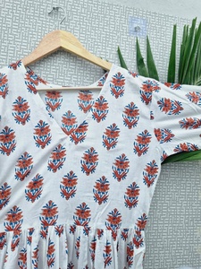 Bata Kimono Rosa con Estampado Floral de Algodón, Cuello en V, Cierre con Cordón, Transpirable, para Mujer, Estilo Boho, para Playa, Spa, Resort, Venta al por Mayor - Product Image 1