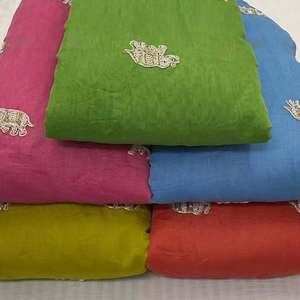 Tissu perlé en soie et mousseline, tissu brodé, dentelle à sequins, organza pour robe de mariée, abaya, caftan, fournisseur de mode, exportateur en gros - Product Image 5