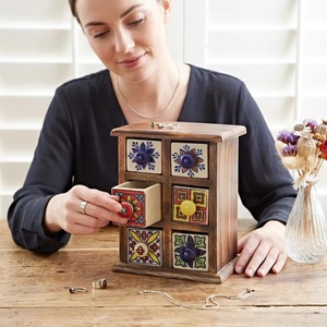 Boîte à bijoux en bois écologique faite à la main avec tiroirs colorés en carreaux, rangement multifonctionnel pour le salon - Product Image 4