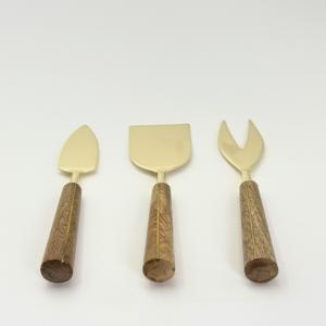 Nouvel ensemble de 3 couteaux à fromage en acier inoxydable avec manches en bois – Kit d'ustensiles de cuisine modernes pour trancher, couper et étaler - Product Image 2