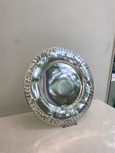 Assiette de présentation décorative de luxe en métal pour la décoration de table de mariage et de banquet - Product Image 2