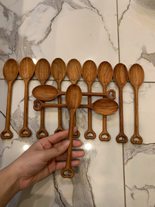 Cuchara de Cocina Rústica de Madera Natural con Acabado Pulido Espejo para Cocinar, Remover Alimentos y Acampar – Colección Elegante - Product Image 2