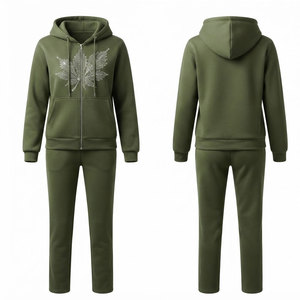 Conjunto Deportivo Personalizado con Pedrería para Mujer, Sudadera con Cierre y Pantalones Jogger, Conjunto de Dos Piezas - Product Image 1