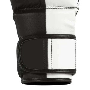 ถุงมือ MMA สีดำพรีเมียม บุหนา สำหรับฝึกซ้อมต่อสู้ ศิลปะการต่อสู้แบบมืออาชีพ ขนาด 8 ออนซ์ ทำจากวัสดุเทียม - Product Image 5